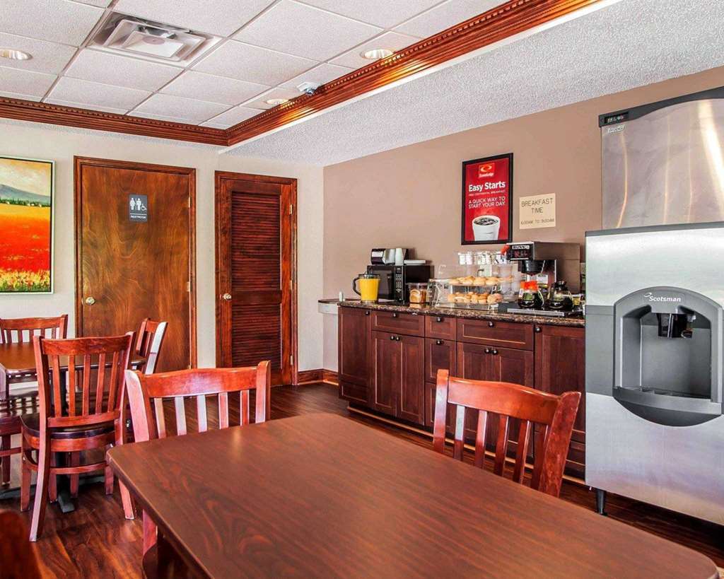 Econo Lodge Mount Laurel Restaurace fotografie