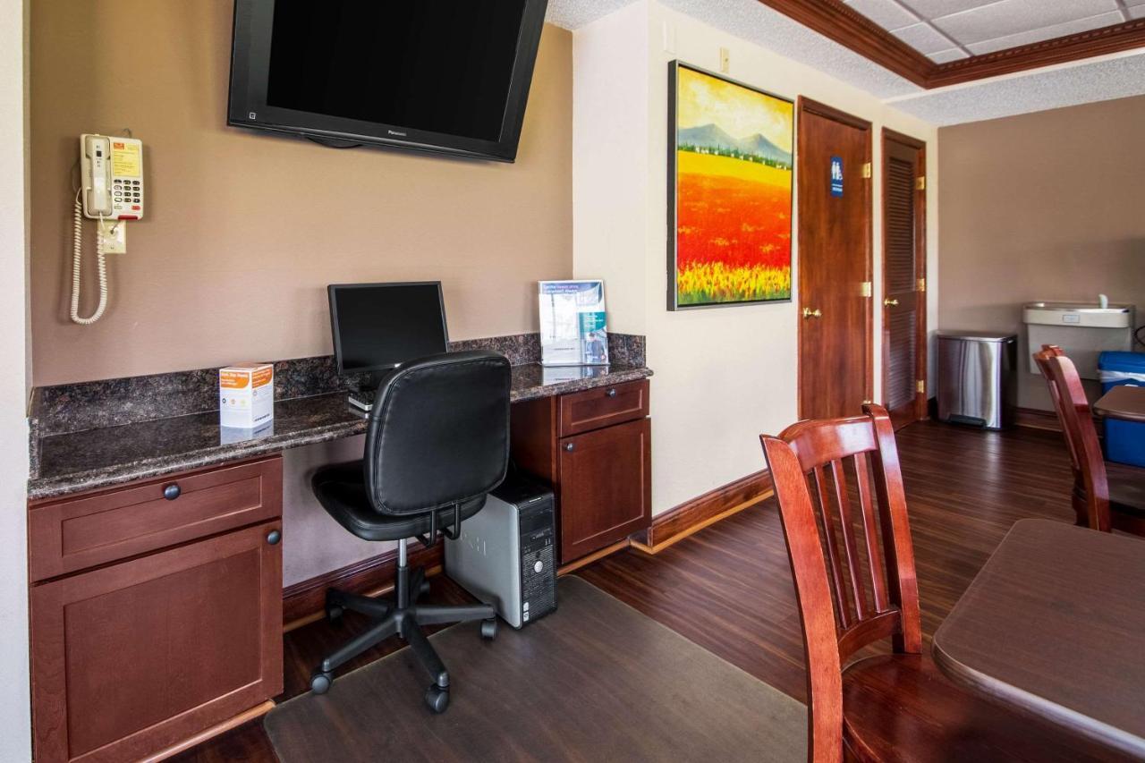 Econo Lodge Mount Laurel Exteriér fotografie